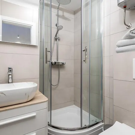 Brand New Tereza Icici, 100m From The
