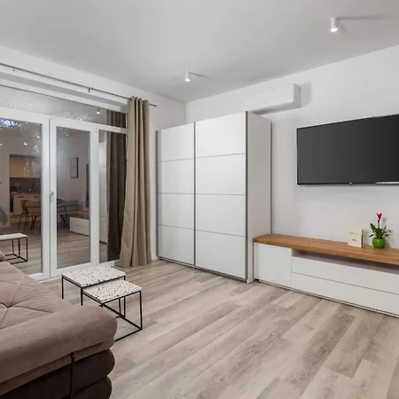 Brand New Tereza Icici, 100m From The Apartment Ičići
